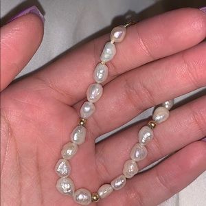 A pearl bracelet